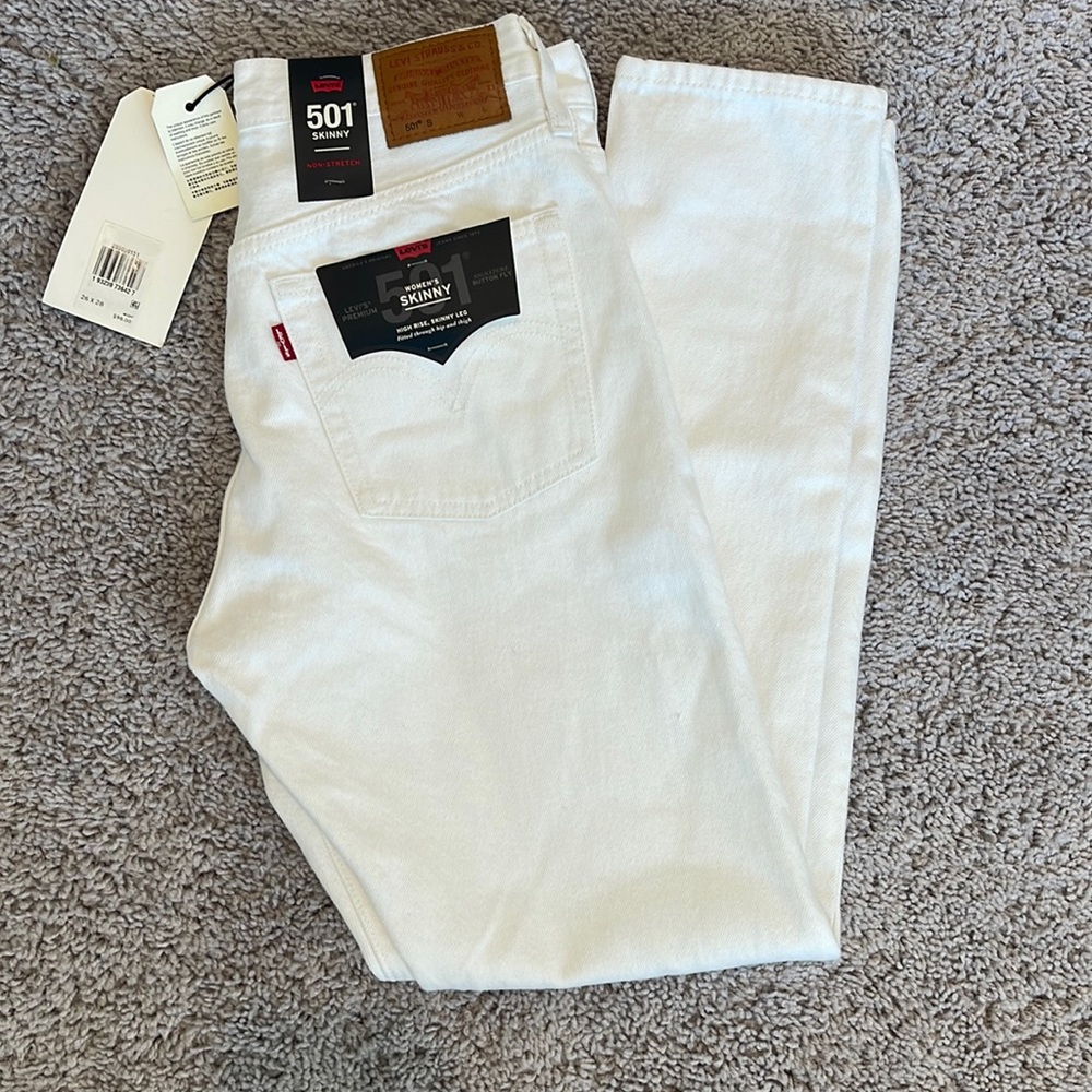 NWT Levi’s 501 Skinny Jeans